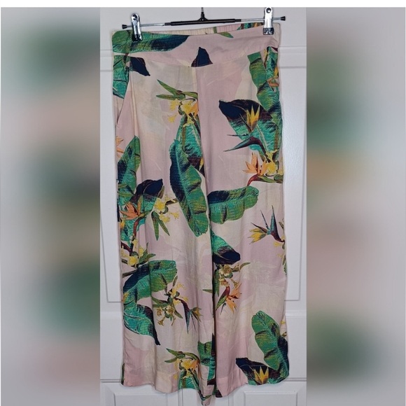 Jessica Simpson Pants - Jessica Simpson Tropical Print Wide-Leg Pants